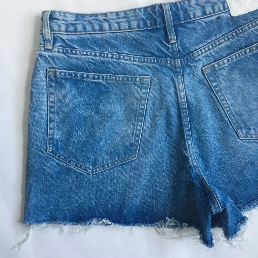 OUTLAND DENIM Annie High Rise Relaxed Former Blue Denim Jean Short Size 31